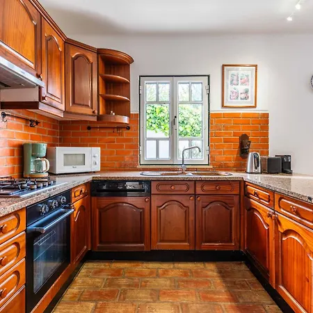Casa Conchas V4, Da Coelha *